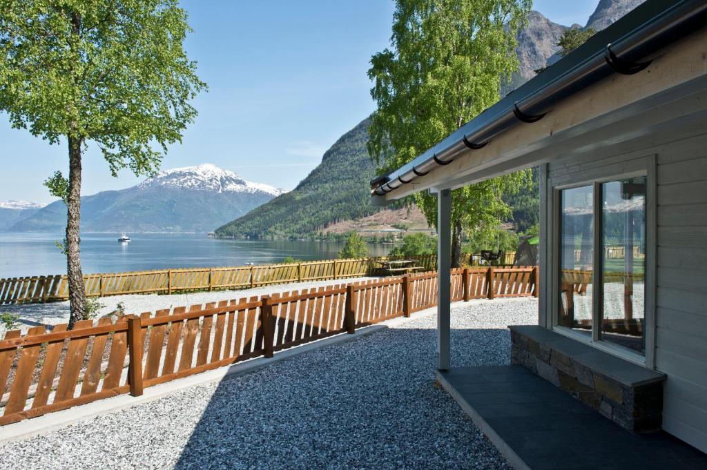 Kinsarvik Camping Hotel Bagian luar foto